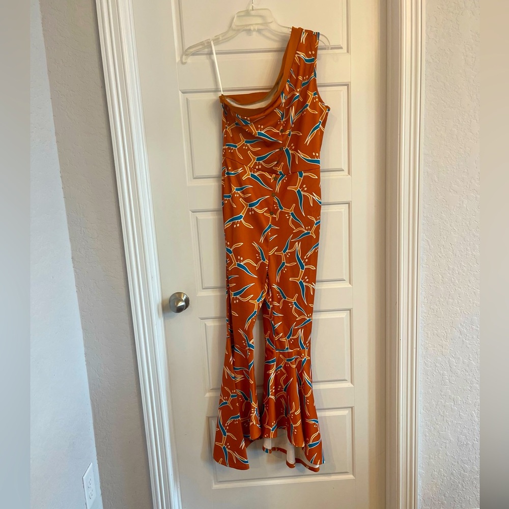 NWT Yumiko Print One Shoulder Jumpsuit Size: XSmall
